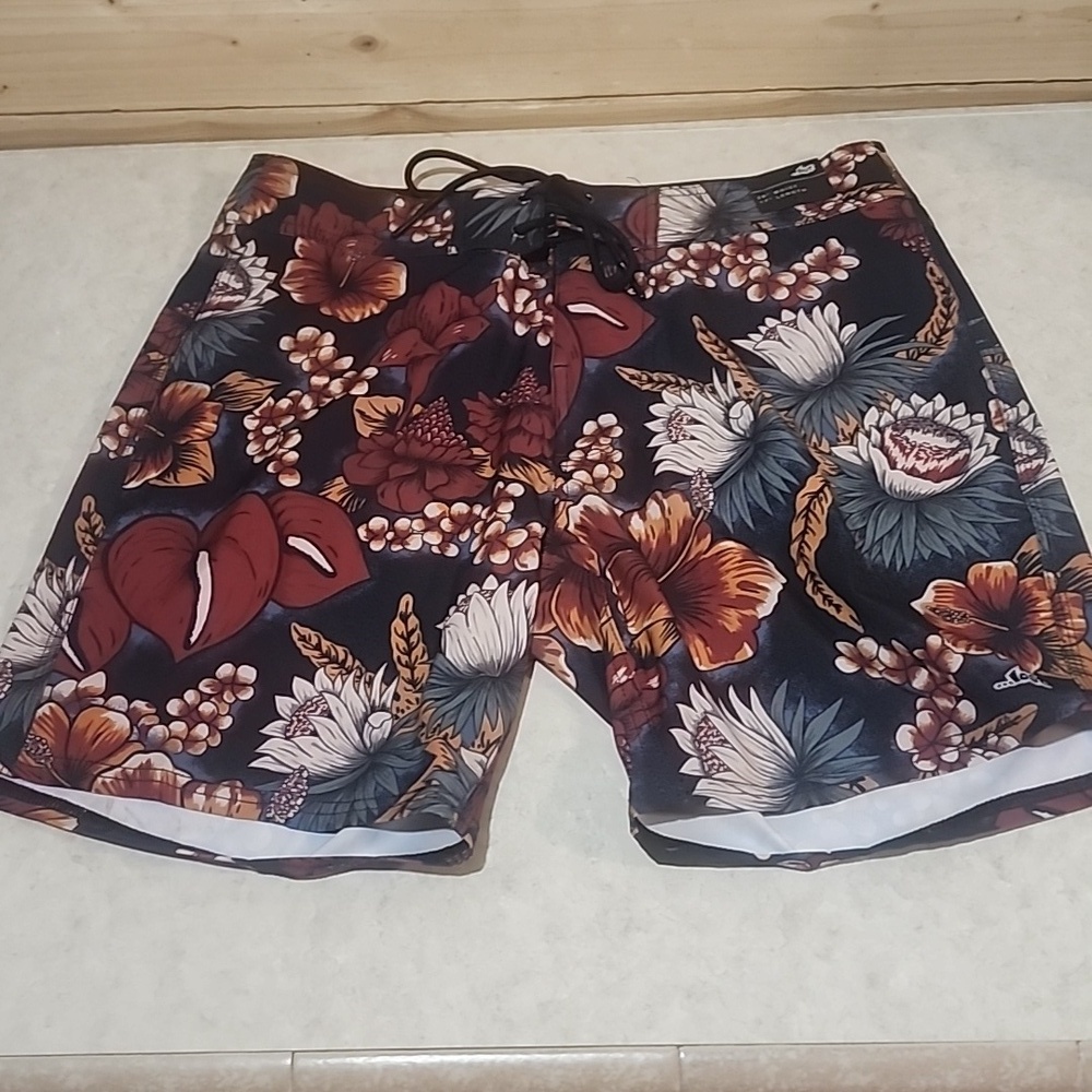 LOST Swim Trunks Boardshorts size 28 NEW